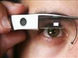 گوگلین عینکی سیزی کامپیوتردن بی‌نیاز ائلر
